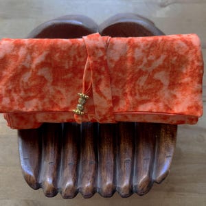 Tarotzakje + mat maat 5 kaarten. Orakels - Runen | Inpakkaarten en runen | Handgemaakt | Grote Arcana | XL