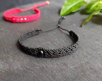 Bracelet pierres fines élégant, Duo bijoux femme bohême chic, bracelets micro-macramé rouge et noir, cadeau amour amitié unique