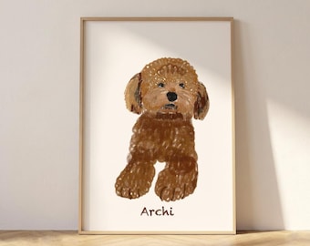 以下が含まれることがあります： 茶色の巻き毛の犬を描いた、質感のある絵画風のイラストが特徴の額入りアートプリント。クリーム色の背景の中央に犬が配置され、そのイラストの下には茶色の文字でArchiという名前が印刷されています。