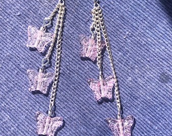 Pendientes de lágrima de mariposa rosa