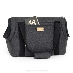 JACK Completely closed pet carrier with removable mesh