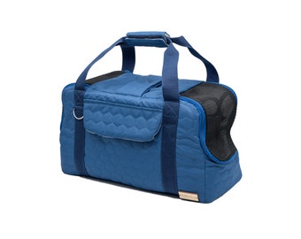 Pet carrier with two mesh windows and luggage sleeve ROYAL BLUE