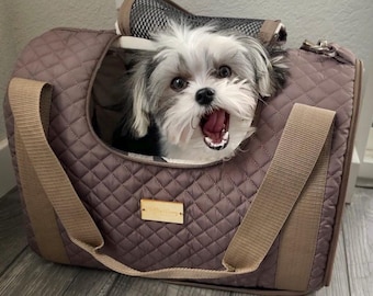 Pet carrier with waterproof bottom MATILDA