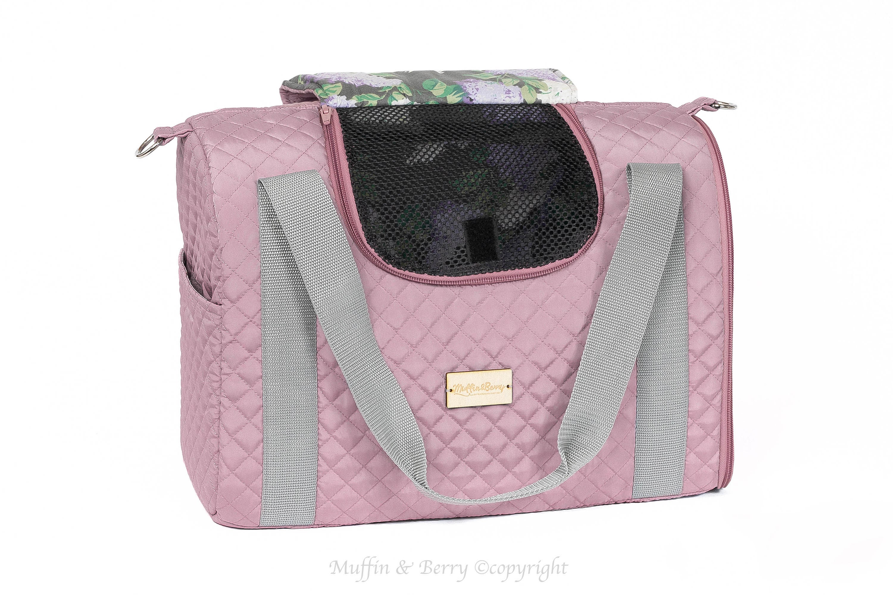 Pet Carrier With Waterproof Bottom