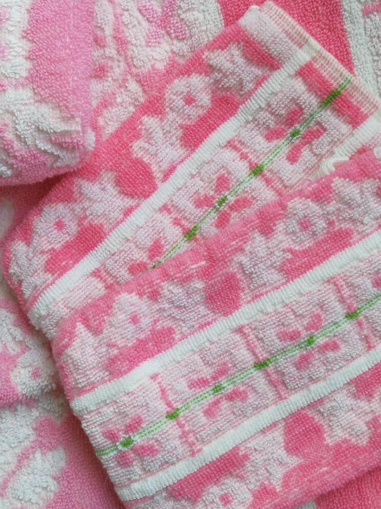 Set of 4 Vintage 60's Towels With 4 Matching Wascloths in - Etsy