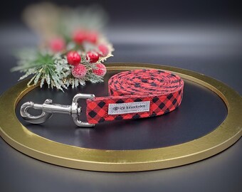 Buffalo Plaid Dog Leash/ Adjustable Dog Leash Red and Black Plaid/ Winter Dog Leash with Two Handles/ Designer Christmas Dog Gifts