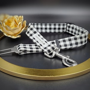 Gingham Dog Seat Belt/ Black and White Plaid Car Tether for Dogs/ Buffalo Checked Pet Car Restraint/ Designer Gifts for Dogs