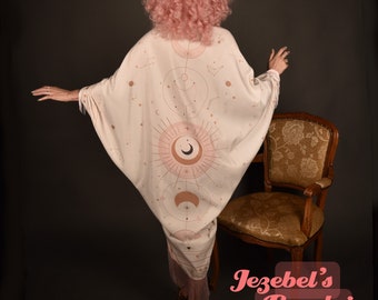 Kimono con flecos, bruja, luna, estrella, adivina, disfraz de oráculo, bata suelta, rareza, alas de murciélago, art déco, mística, emperatriz, majestuosa