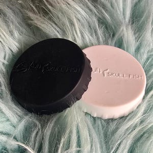 Beverage Can Covers, Can Lids, Drink Lids, Beer Can Fizz Saver, Drink cover, Soda Can Cover, Beer Can Cover, Pop Lid, Pop Cover, Fizz Saver