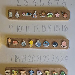 Animal pins, Sea pins, Sea Creatures pins, Axolotl pins, Cute pins, Enamel pins, Pin collectors, Pin enthusiasts, Mermaid Pins, Sand Dollar
