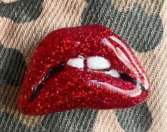 Rocky Horror Picture Show Lips pin - rhps red lips brooch - frank n furter  - Tim curry -
