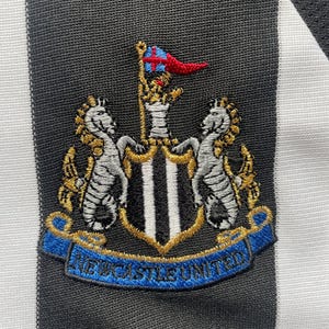 Vintage Adidas Newcastle Home Shirt 2005 -07 (very good) Adults XS / Youths see below image 3