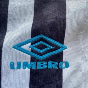 Newcastle Hemmatröja 1991-93 Umbro (mycket bra) Vuxen Small bild 4