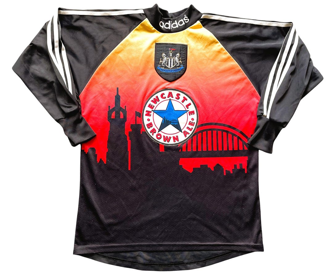 Newcastle Goalkeeper Shirt 1996-97 Original (very Good) 164 Adults