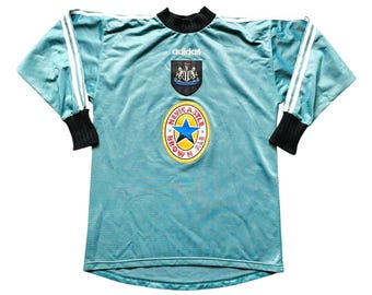 Vintage Adidas Newcastle Goalkeeper Shirt 1996-97 (good) Small