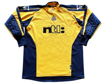 Vintage Adidas Newcastle Goalkeeper Shirt 2001 -02 Adidas (good) XL