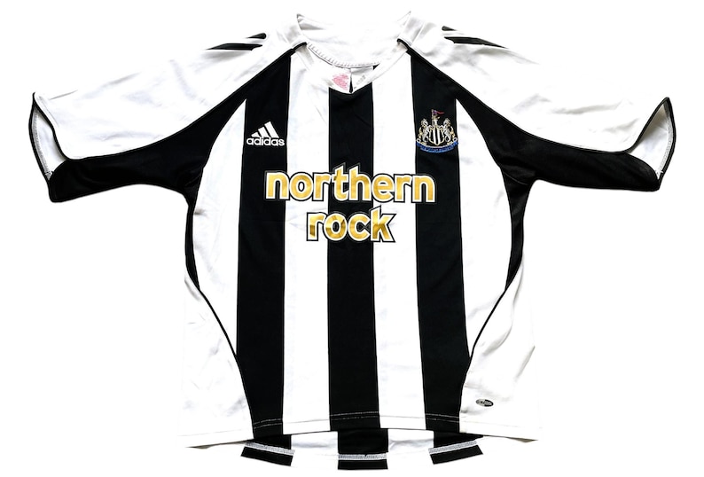 Vintage Adidas Newcastle Home Shirt 2005 -07 (very good) Adults XS / Youths see below image 1