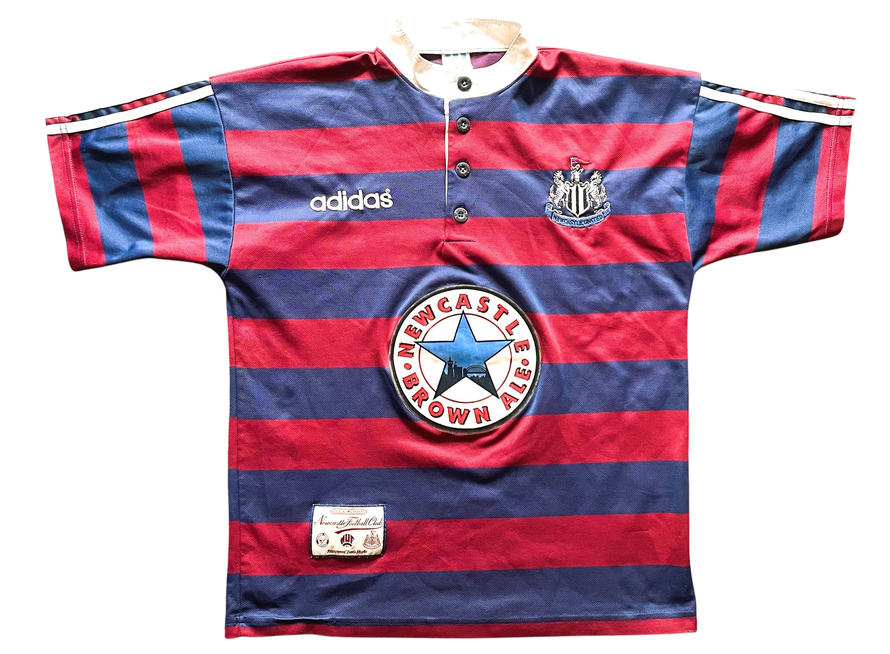 90s Newcastle Top - Etsy