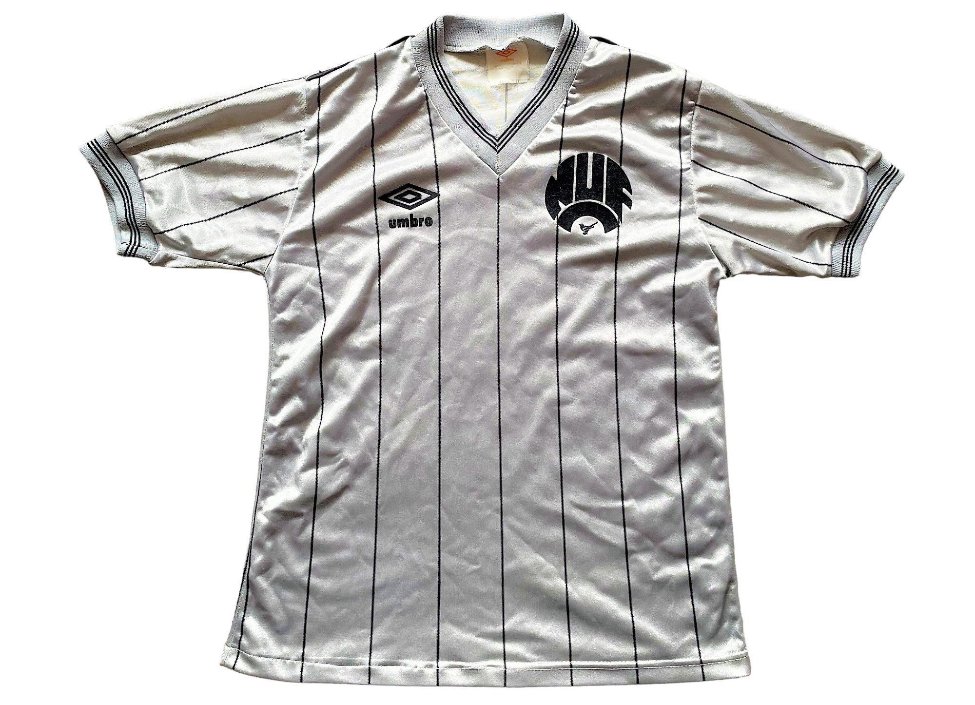 Maillot Newcastle United 1983-1984 - Vintage Umbro - Taille 38/40 - Domicile - Occasion Parfaite
