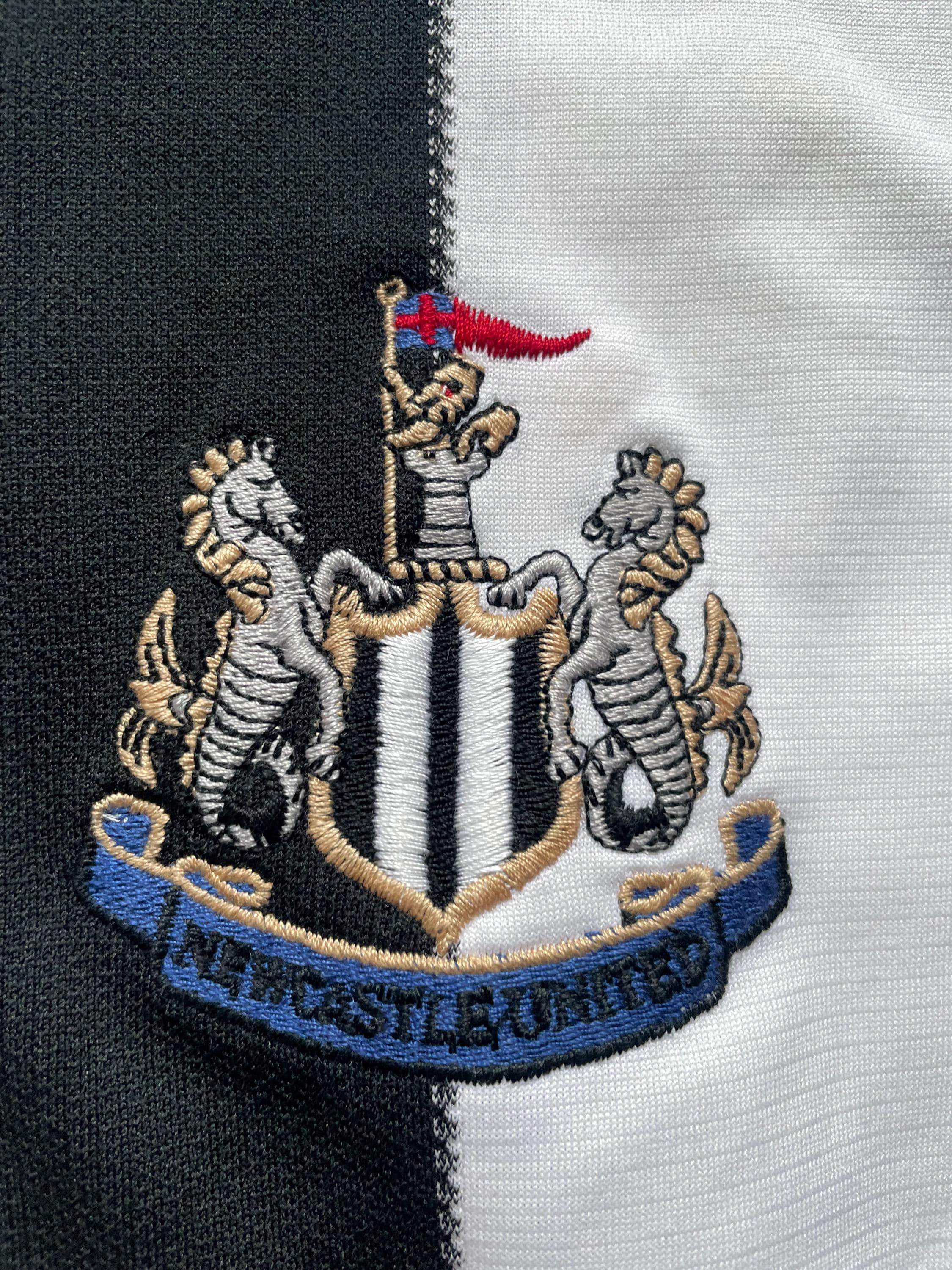 adidas ニューカッスル・ユナイテッドFC 1995-97 ホームシャツ adidas Re-Release The Newcastle 95-97 Home Shirt - SoccerBible