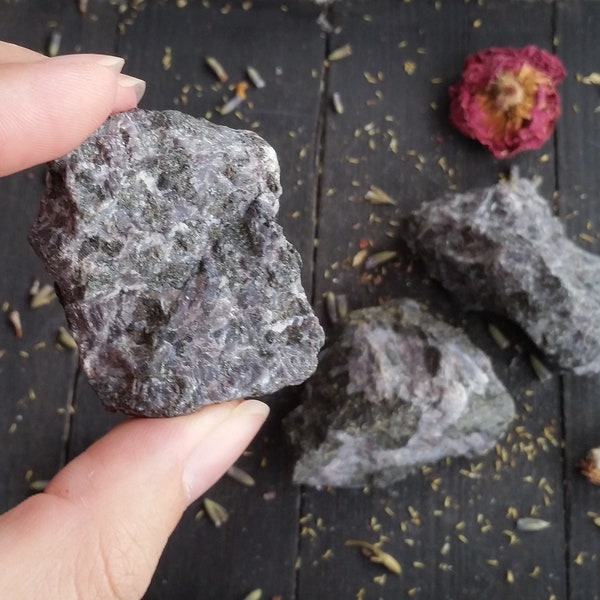 1 Raw Blizzard Stone Crystal Indigo Gabbro Third Eye Chakra Healing Meditation Spirituality Yoga Gift For Husband Reiki Gems Christmas Gifts