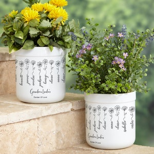 Garden Of Love Personalized Outdoor Flower Pot, Personalized Gift for Her, Mother's Day Gift, Gift for Grandma, Flower Pot, Planter