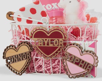 Heart Name Personalized Wooden Valentine's Day Basket Tag – For Him – Gifts For Her – Valentine's Gift – Personalized Gift for Girlfriend