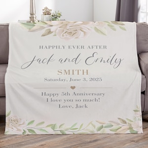 Personalized Floral Anniversary Blanket – Custom Wedding Throw – Cozy Fleece Couple’s Gift – Romantic Home Décor – 50th Anniversary Keepsake