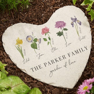 Personalized Large Heart Garden Stone – Birth Month Flower Family Memorial Décor