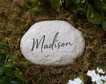 Elegant Family Personalized Small Garden Stone – Custom Family Name Outdoor Stone – Garden Pathway Marker