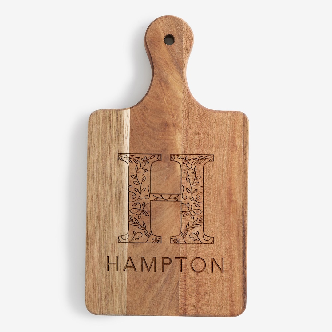Personalized Initial Acacia Cutting Board – Custom Engraved Charcuterie ...