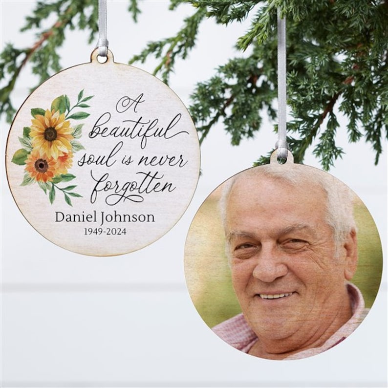 PersonalizationMall Memorial Photo Ornament