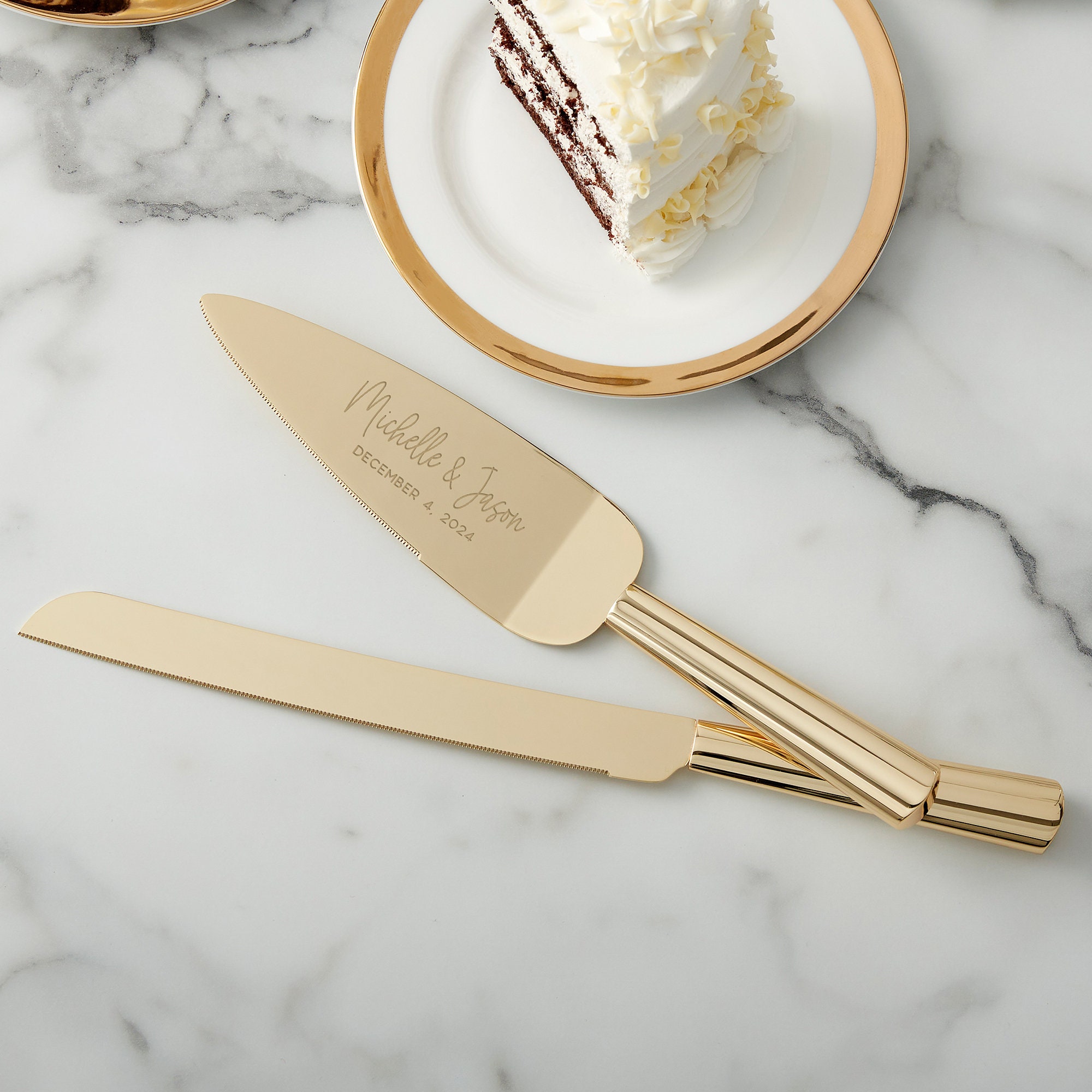 Wood and Gold Cake Serving Set | Style Me Pretty