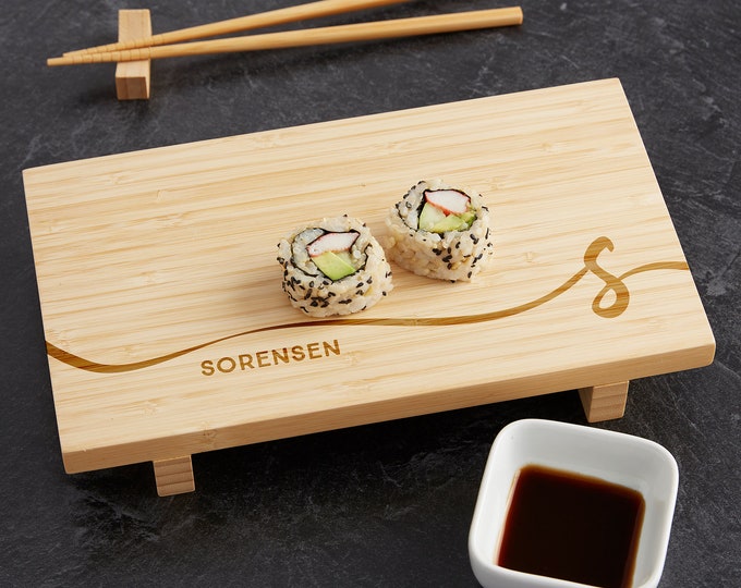 Script Initial Personalized Bamboo Sushi Board Set, Gifts for Couples, Engraved Serving Board, Gifts for Her, Housewarming Gift