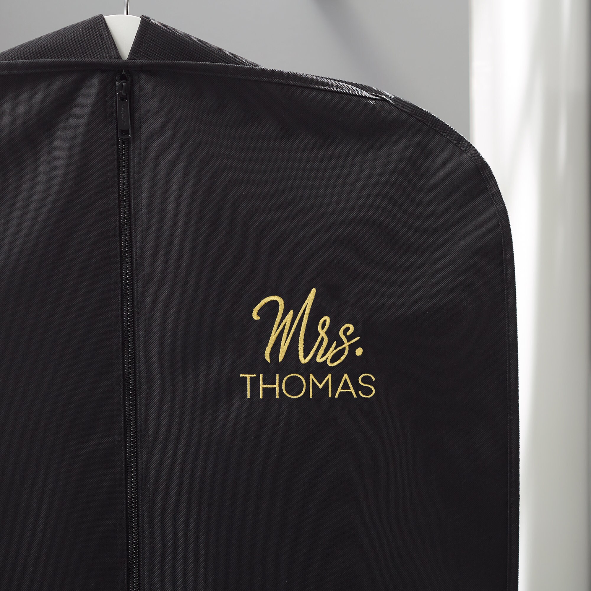 Embroidered Deluxe Garment Bag
