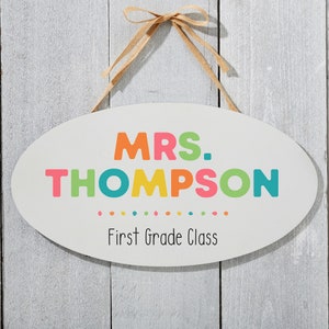 Teacher's Classroom Personalized Oval Wood Sign, Teacher Gift, Teacher Appreciation, Back to School Gift, Classroom Sign, Teacher Door Sign