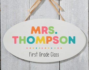 Teacher's Classroom Personalized Oval Wood Sign, Teacher Gift, Teacher Appreciation, Back to School Gift, Classroom Sign, Teacher Door Sign