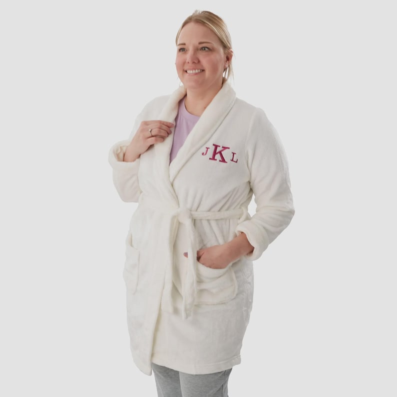 Personalized White Fleece Robe for Women – Embroidered Short Spa Bathrobe – Bridal Getting Ready Robe – Cozy Lounge Robe image 5