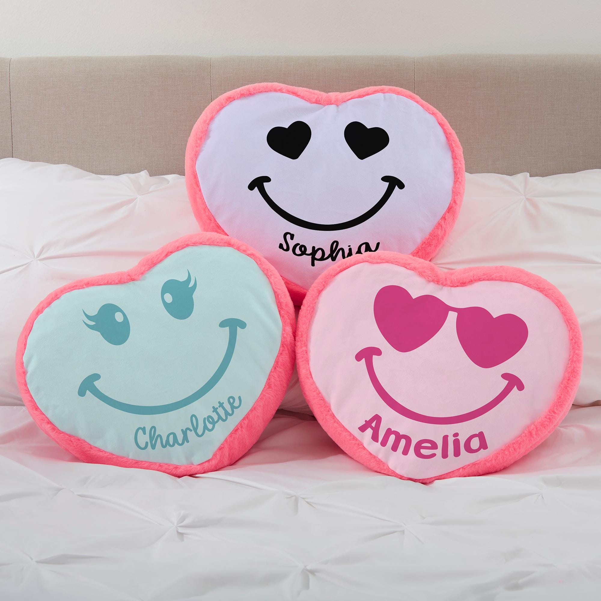 Smiling Heart Personalized Pink Heart Throw Pillow, Valentine's