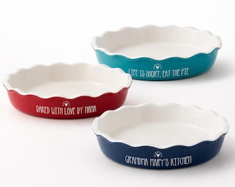 Personalized Made with Love Ceramic Pie Dish – Custom Kitchen Baking Dish Gifts – Stoneware Casserole Dish Gift for Mom & Grandma