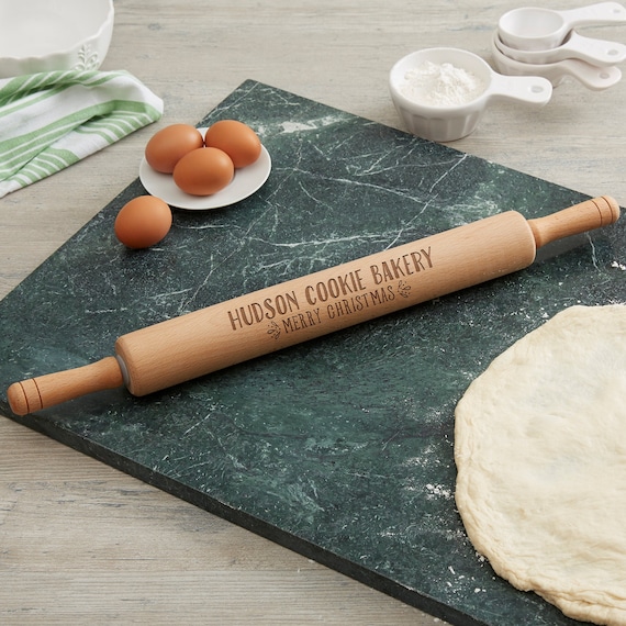 Personalized Beechwood Rolling Pin – Custom Christmas Baking Gift
