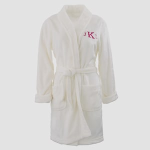 Personalized White Fleece Robe for Women – Embroidered Short Spa Bathrobe – Bridal Getting Ready Robe – Cozy Lounge Robe image 4