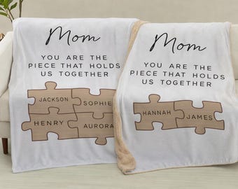 Personalized Family Puzzle Blanket – Custom Name Throw Blanket – Gift for Mom Grandma – Puzzle Pieces Family Blanket