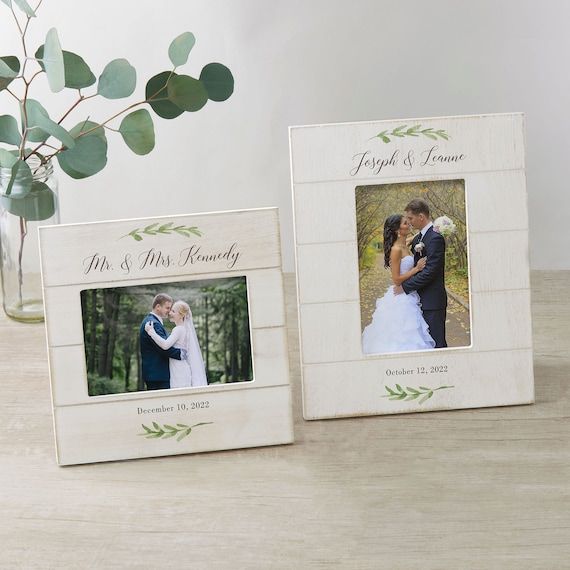 Laurels Of Love Personalized Wedding Frame, Wedding Gift for Couple  Personalized, Engagement Gifts for Couples, Custom Picture Frame