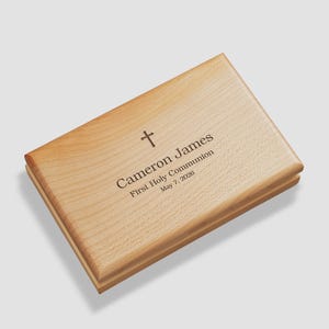 Personalized First Communion Valet Box – Engraved Cross Wooden Keepsake Box – Custom Name Communion Gift for Boys or Girls