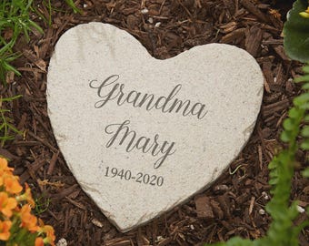 Personalized Memorial Garden Small Heart Garden Stone – Custom Name Remembrance Marker – Sympathy Family Gift