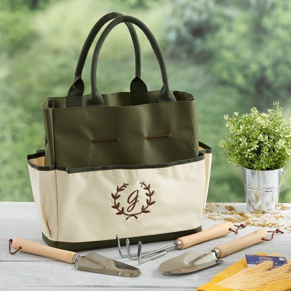 Floral Wreath Personalized Garden Tote and Tool Set – Gardening Gifts