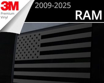 BocaDecals 2009-2025 Dodge RAM 1500/2500/3500 calcomanía de bandera americana para ventana central trasera