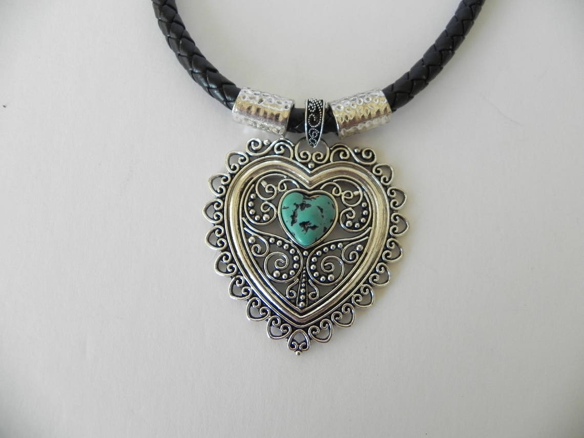 Black leather cord heart pendant leather cord necklace Etsy España