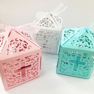 Lot de 10 Croix Baptême, Communion, Douche, Mariage, Découpe laser, Boîtes de faveur, Boîte à bonbons, Lanterne, Blanc, Rose ou Bleu